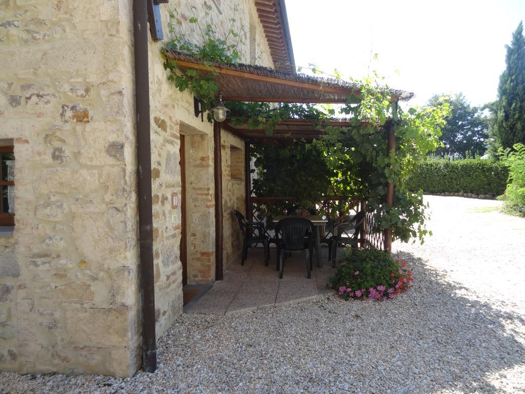 Borgo Il Villino Vendégház Casole dʼElsa Szoba fotó