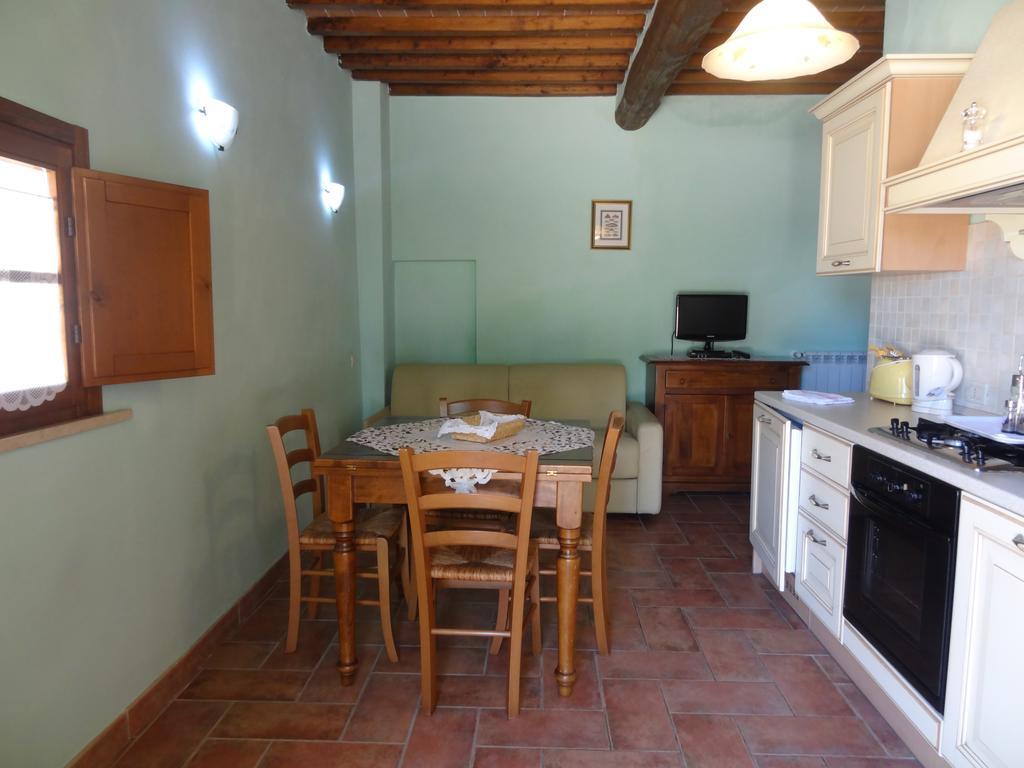 Borgo Il Villino Vendégház Casole dʼElsa Kültér fotó