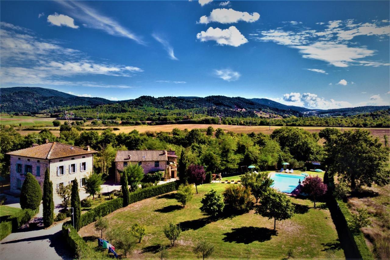 Borgo Il Villino Vendégház Casole dʼElsa Kültér fotó
