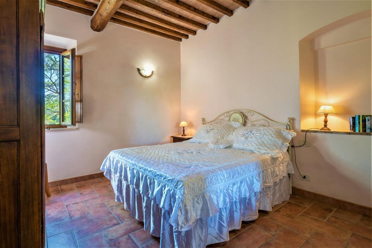 Borgo Il Villino Vendégház Casole dʼElsa Kültér fotó